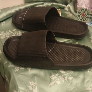 Black Men's Slide Sandals